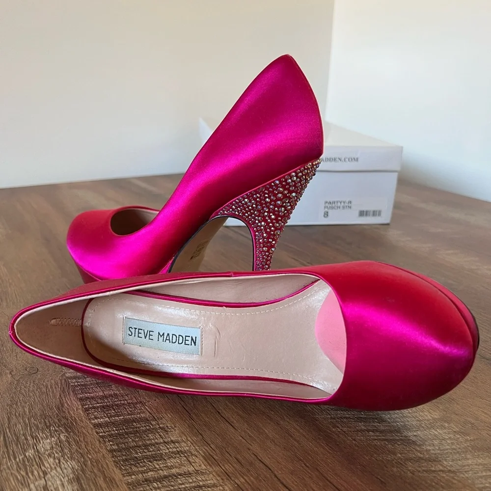 Steve Madden Fuschia Rhinestone Heeled Platform Pumps - Picture 6 of 14